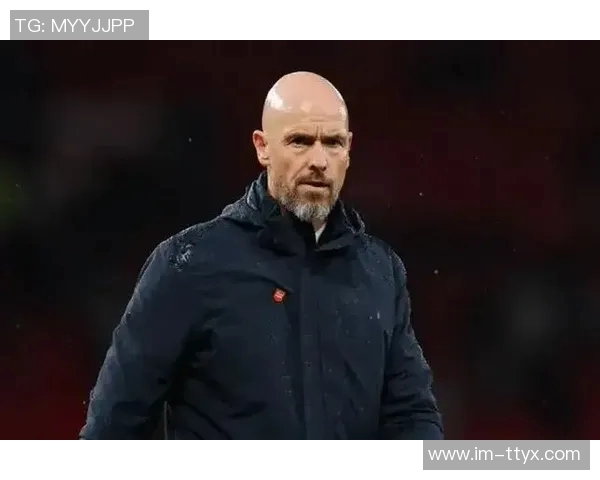 勒沃库森因旅途不顺延误数小时抵达曼彻斯特备战比赛